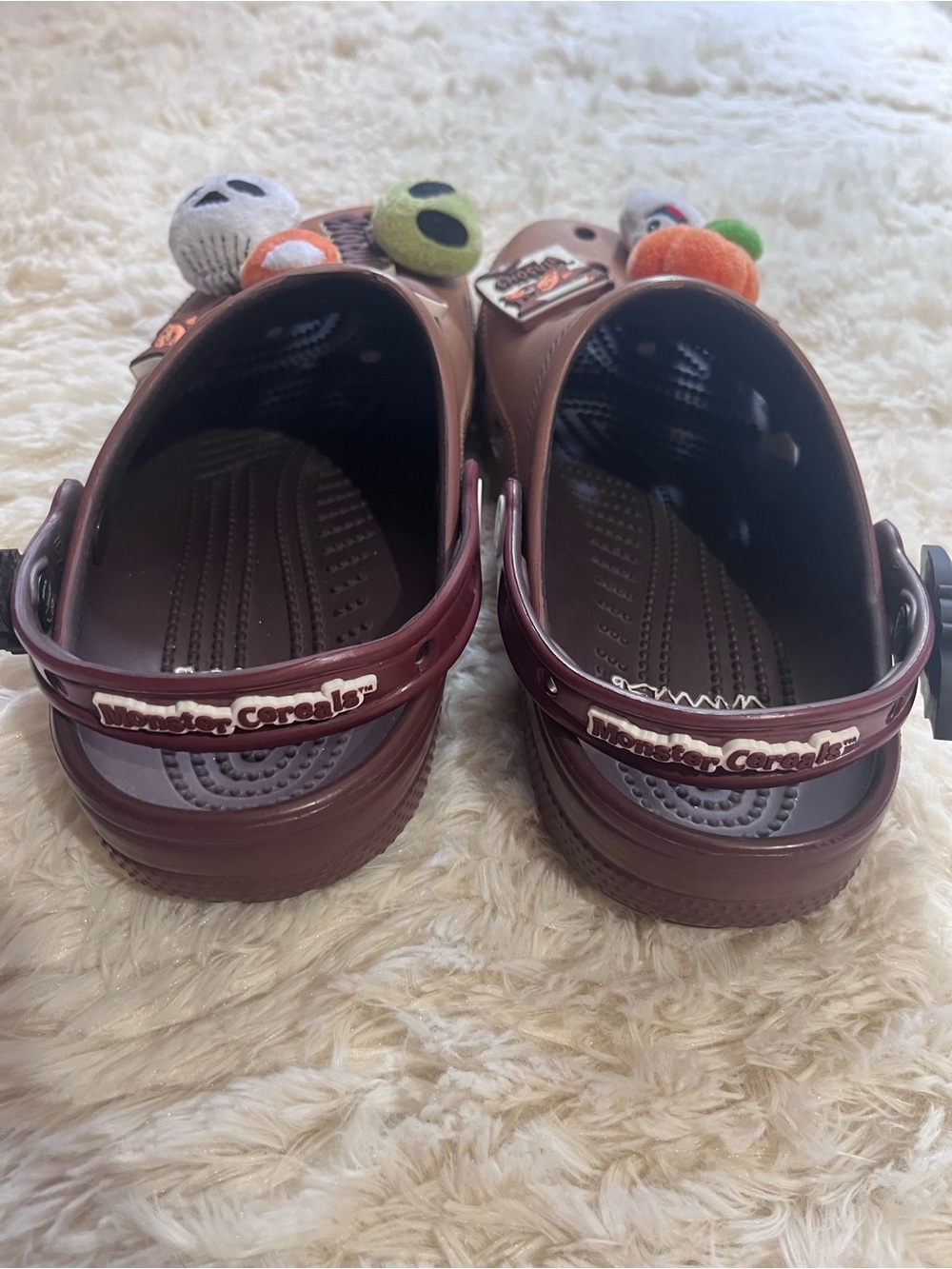 Limited Edition The General Mills x Crocs - Picture 2 of 3